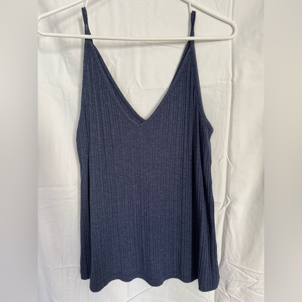 Ribbed navy v neck tank